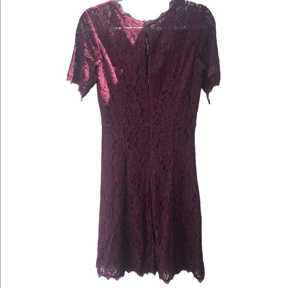 ARITIZIA BABATON LORNA MAROON LACE SHORT SLEEVE DRESS - Picture 2 of 5
